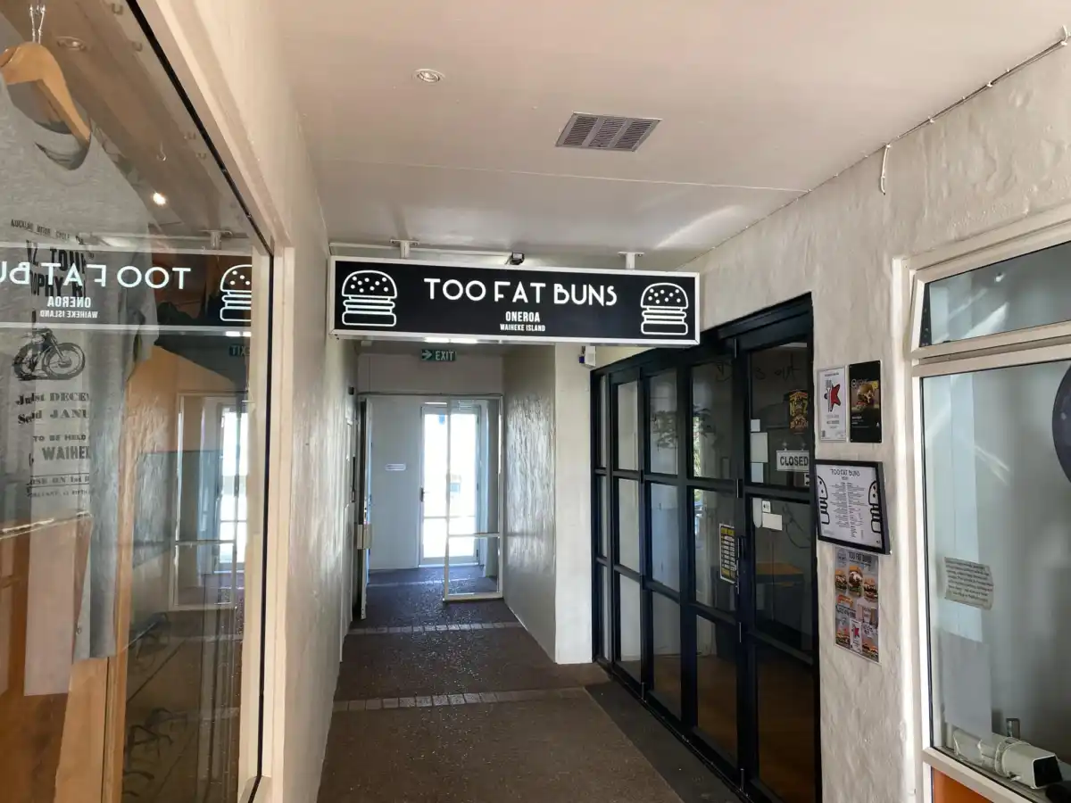 Too Fat buns Shop Front