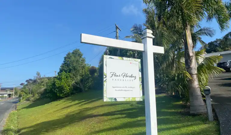 Fleur Harding Facialist