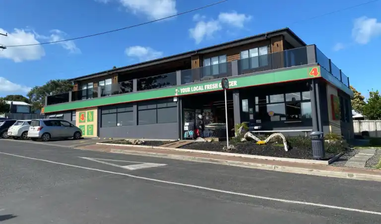 Four Square Onetangi