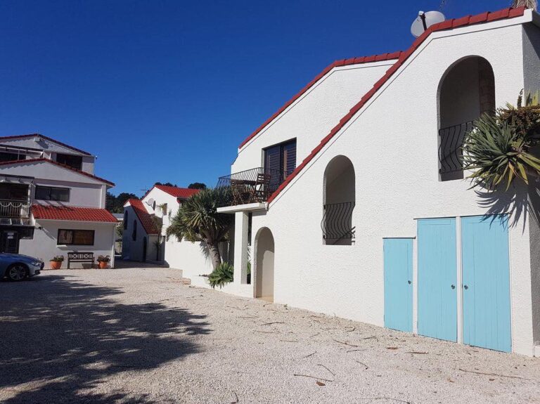Onetangi Beach Apartments