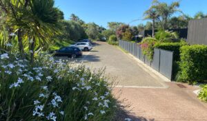 Onetangi Secret Carpark